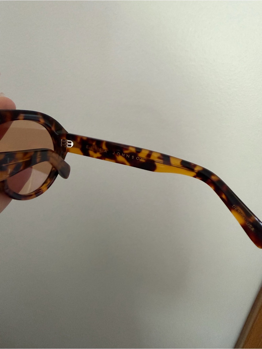 Tortoiseshell Aviator Sunglasses with Brown Lenses - Picture 4 of 5